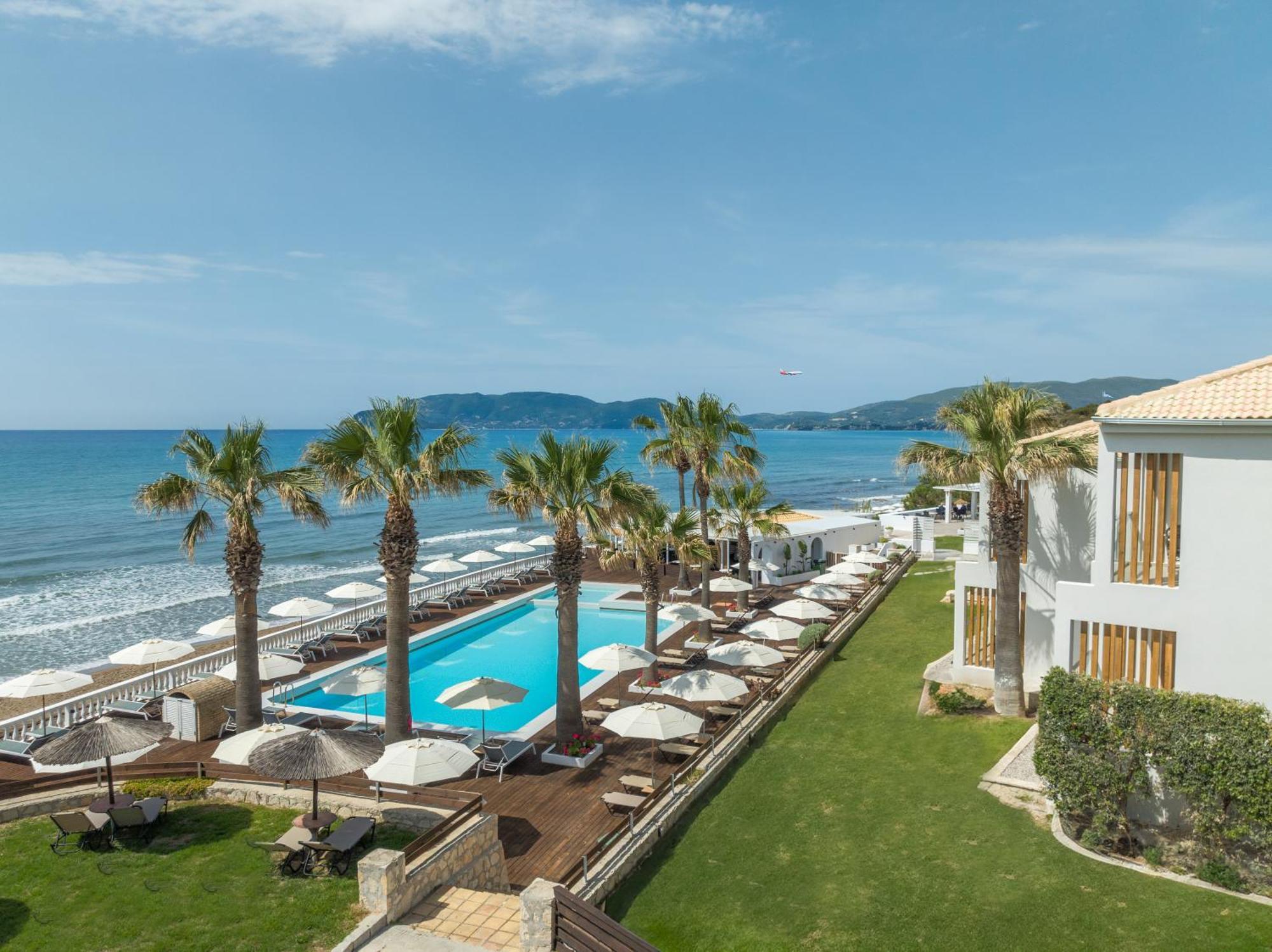 Crystal Beach Hotel Kalamákion 외부 사진